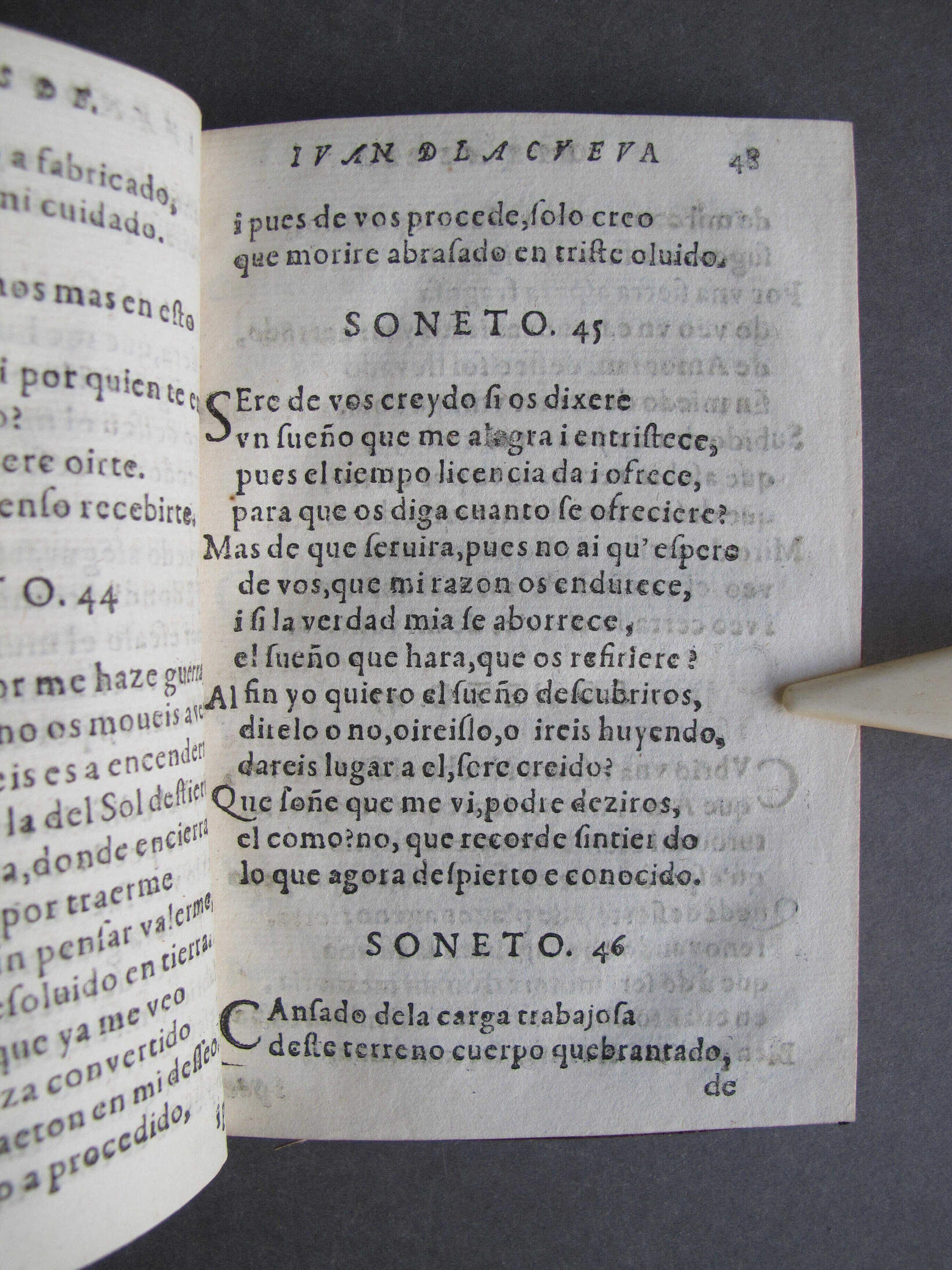 Folio F8