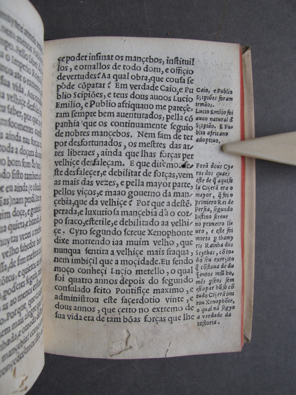 Folio B8 recto