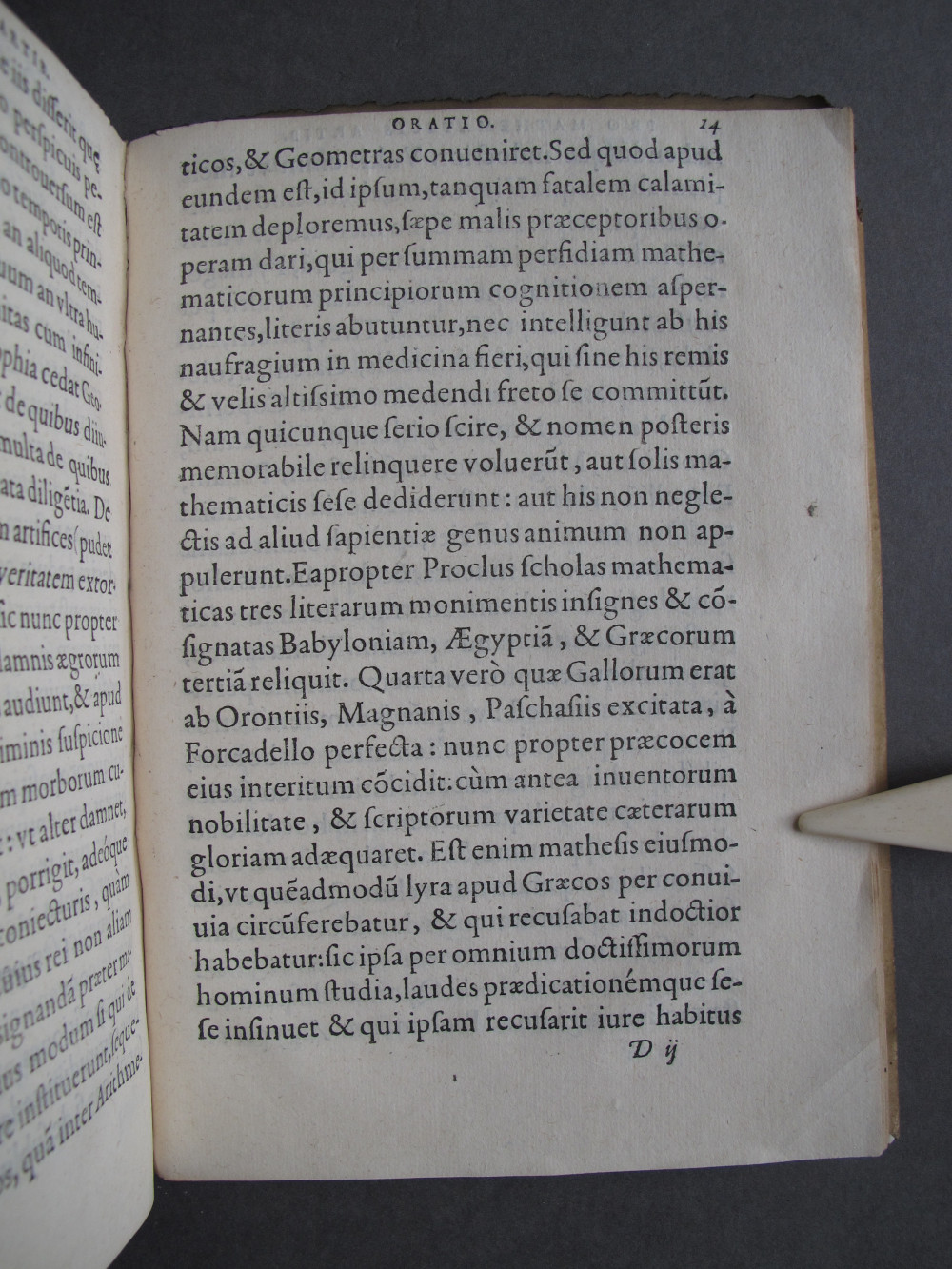 Folio 14 recto