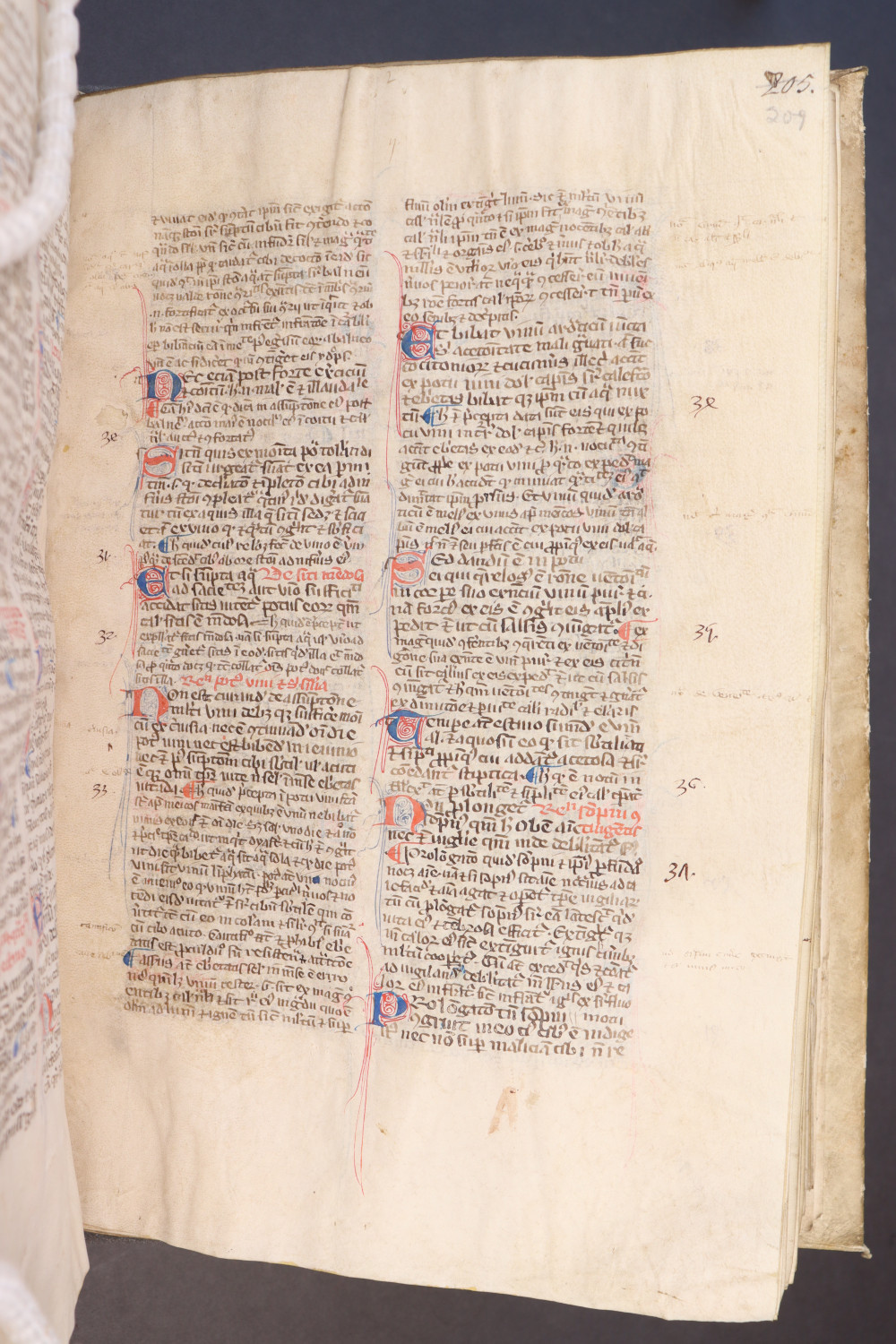 Folio 209 recto
